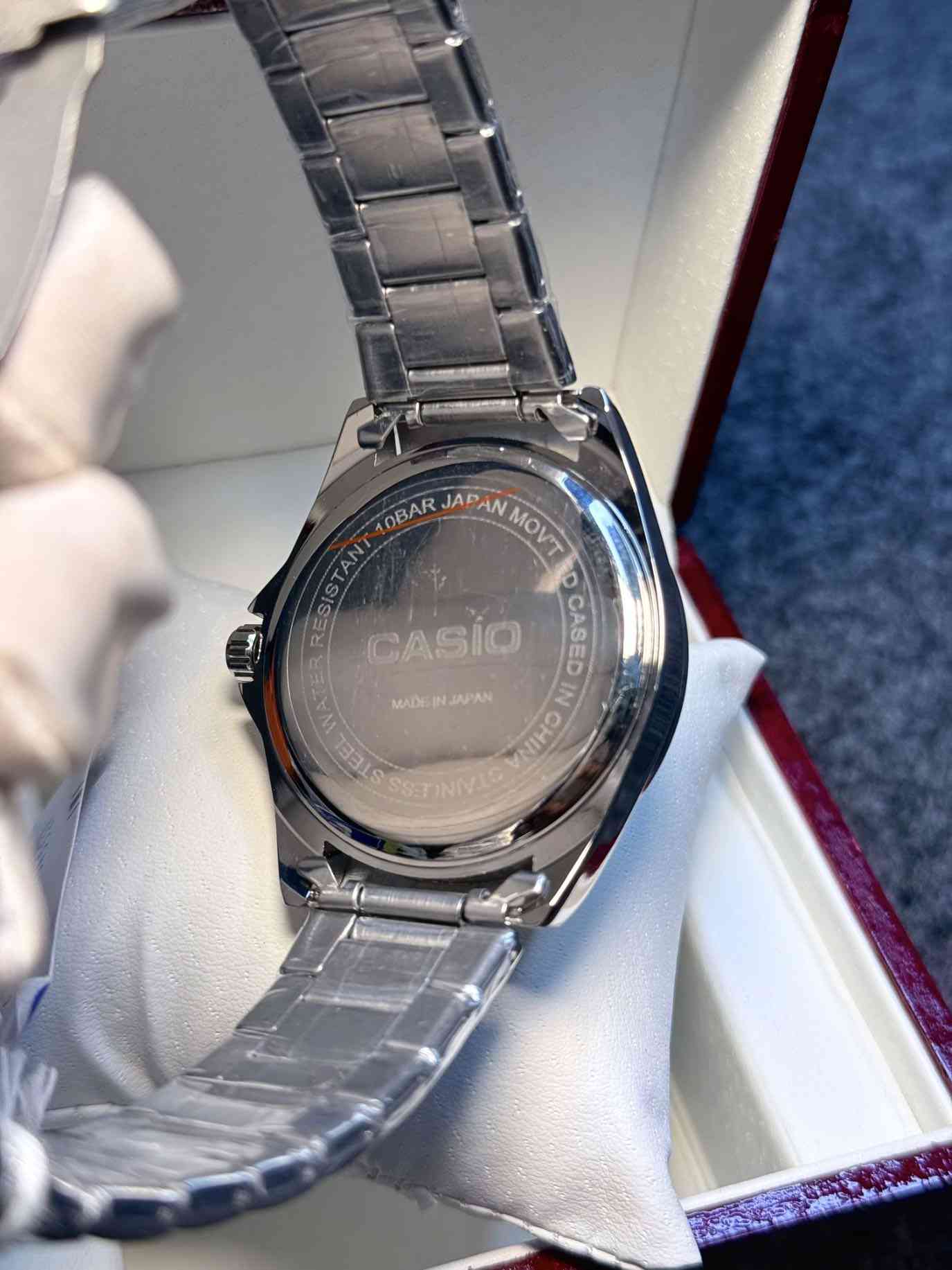 CASIO Analog Golden Dial
